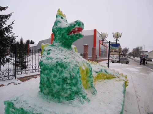 Дракон, раскрывший пасть