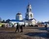 Церковь, рынок