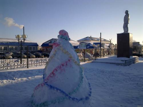 Снежная елка